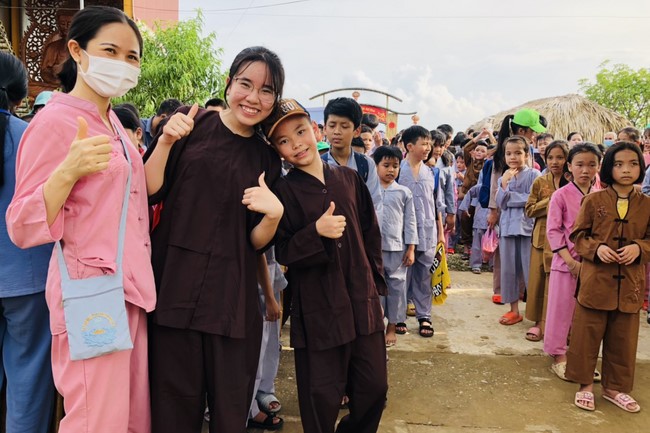 Starting Summer Retreat for children in 2022 at Dong Cao pagoda