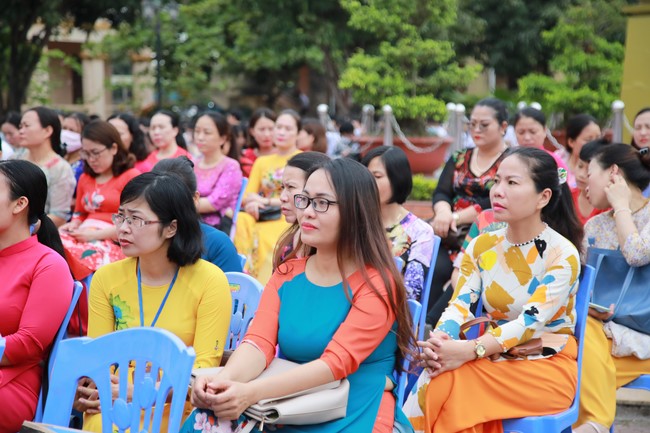 Chùa Cổ Am: Trao Học Bổng Nâng Bước Nhân Tài - Trường THPT Nguyễn Xuân Ôn