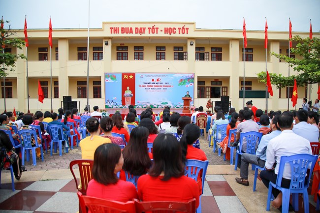 Chùa Cổ Am: Trao Học Bổng Nâng Bước Nhân Tài - Trường THPT Nguyễn Xuân Ôn