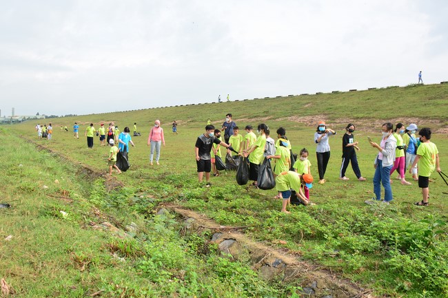 Outdoor trip of Wisdom Nurturing Class