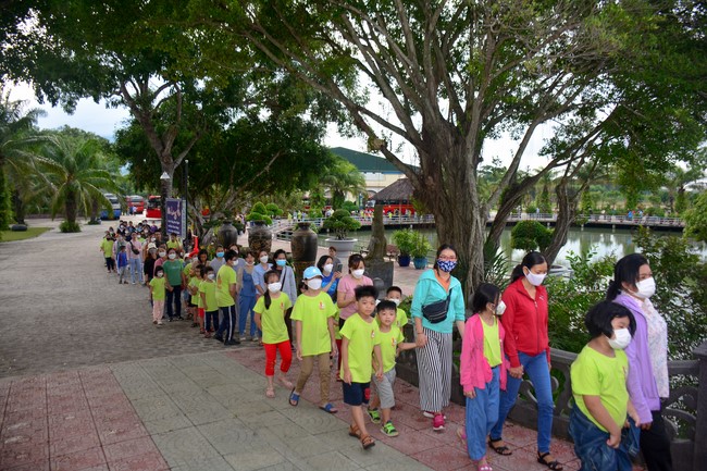 Outdoor trip of Wisdom Nurturing Class