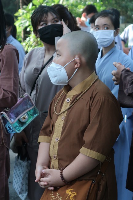Visit Truc Lam Chanh Giac Monastery, Tien Giang of Hoang Phap pagoda security Team