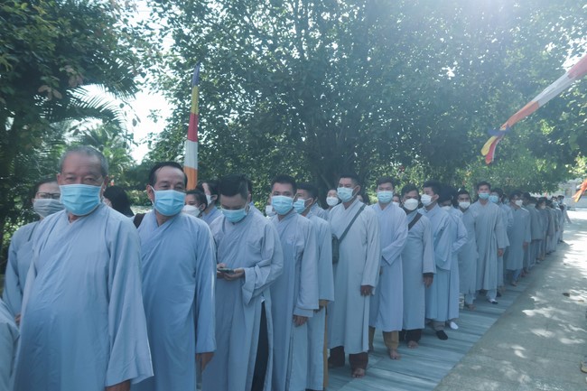 Visit Truc Lam Chanh Giac Monastery, Tien Giang of Hoang Phap pagoda security Team