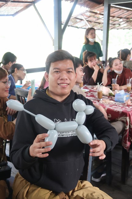 Visit Truc Lam Chanh Giac Monastery, Tien Giang of Hoang Phap pagoda security Team