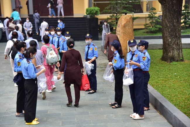 Visit Truc Lam Chanh Giac Monastery, Tien Giang of Hoang Phap pagoda security Team