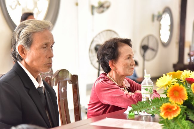 Wedding Ceremony at the pagoda