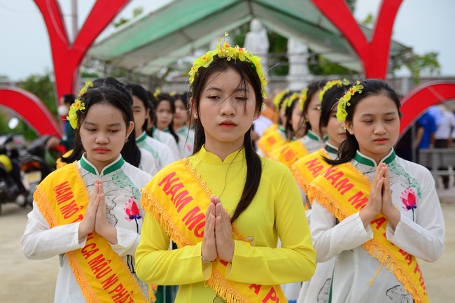 The Great Birthday Ceremony in 2022 at  Bon (Tu Phap Co Tu) Pagoda