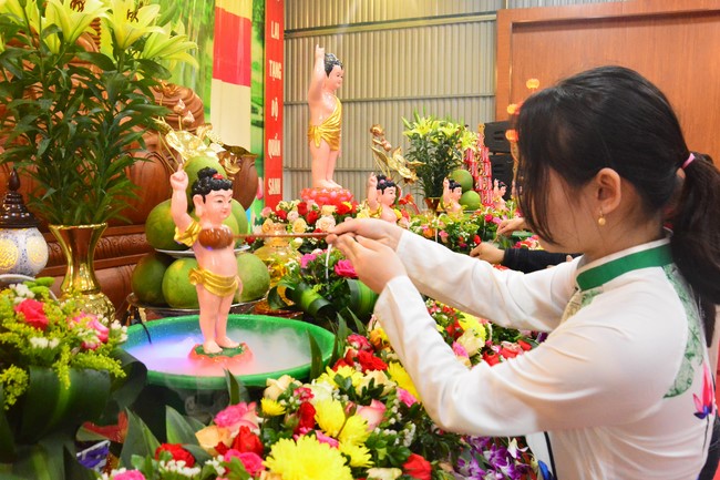 The Great Birthday Ceremony in 2022 at  Bon (Tu Phap Co Tu) Pagoda
