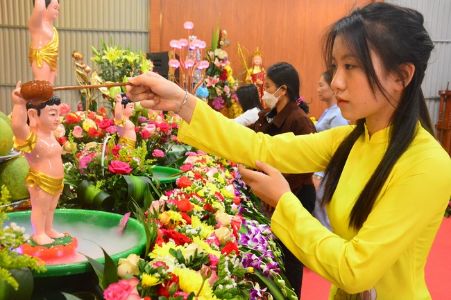 The Great Birthday Ceremony in 2022 at  Bon (Tu Phap Co Tu) Pagoda