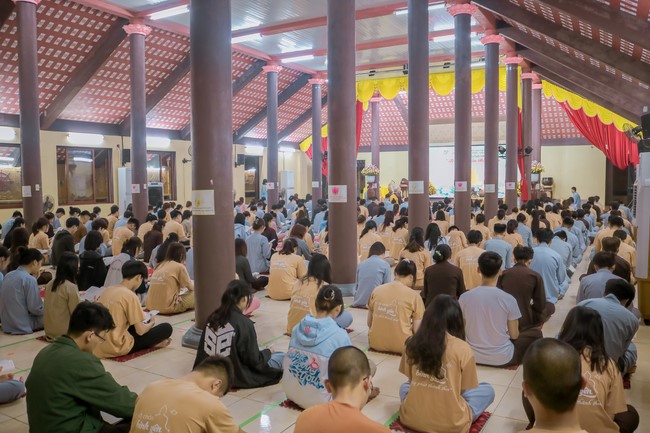 2nd day of the Retreat Back to a Peaceful Place at Hoa Phuc Pagoda