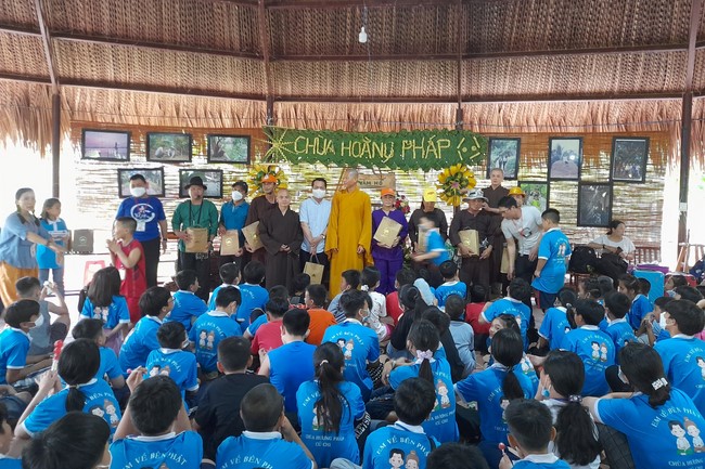 Khóa tu thanh thiếu niên: Chuyến dã ngoại nông trại và sân chim Vàm Hồ, Bến Tre