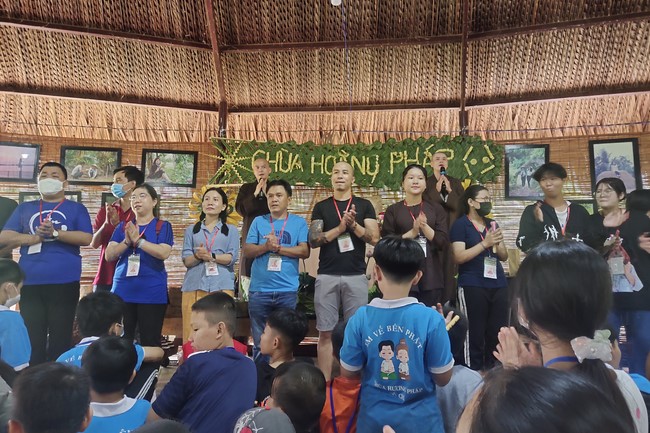 Khóa tu thanh thiếu niên: Chuyến dã ngoại nông trại và sân chim Vàm Hồ, Bến Tre