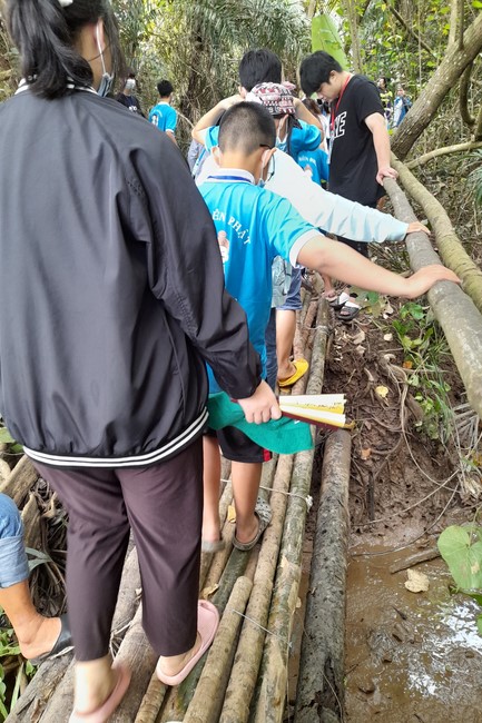 Khóa tu thanh thiếu niên: Chuyến dã ngoại nông trại và sân chim Vàm Hồ, Bến Tre