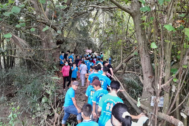 Khóa tu thanh thiếu niên: Chuyến dã ngoại nông trại và sân chim Vàm Hồ, Bến Tre