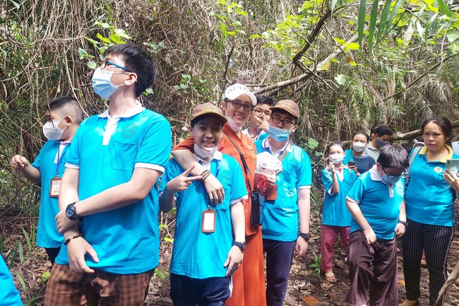 Khóa tu thanh thiếu niên: Chuyến dã ngoại nông trại và sân chim Vàm Hồ, Bến Tre