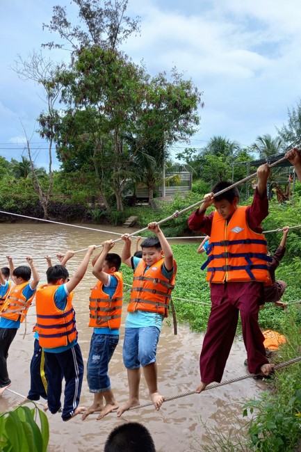 Khóa tu thanh thiếu niên: Chuyến dã ngoại nông trại và sân chim Vàm Hồ, Bến Tre