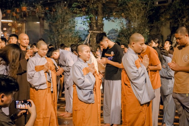 2nd day of the Retreat Back to a Peaceful Place - Candle Lighting Night - at Hoa Phuc Pagoda