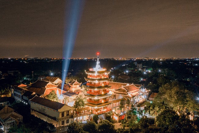 2nd day of the Retreat Back to a Peaceful Place - Candle Lighting Night - at Hoa Phuc Pagoda