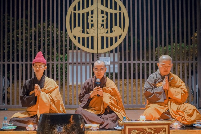 2nd day of the Retreat Back to a Peaceful Place - Candle Lighting Night - at Hoa Phuc Pagoda