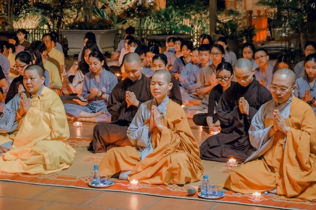 2nd day of the Retreat Back to a Peaceful Place - Candle Lighting Night - at Hoa Phuc Pagoda