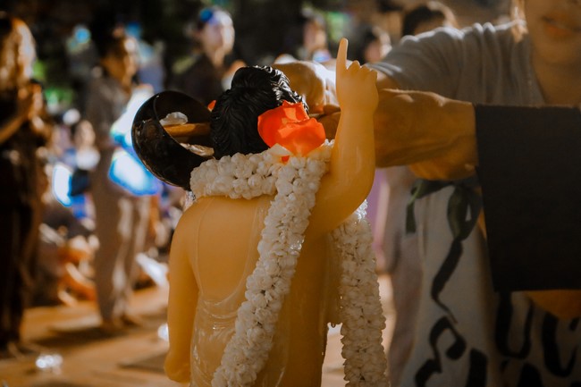 2nd day of the Retreat Back to a Peaceful Place - Candle Lighting Night - at Hoa Phuc Pagoda