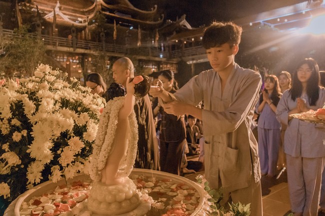 2nd day of the Retreat Back to a Peaceful Place - Candle Lighting Night - at Hoa Phuc Pagoda