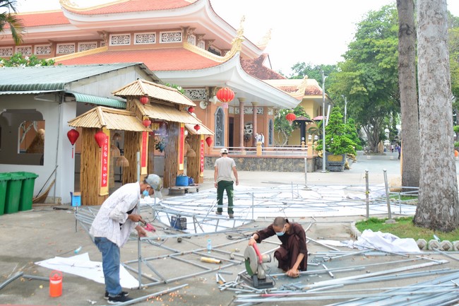 Preparing for the Vesak Great Ceremony of Buddha's Birthday 2022 (part 1)