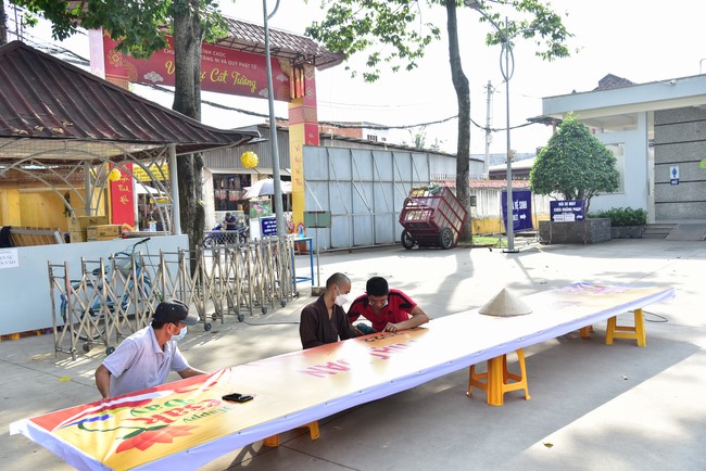 Preparing for the Vesak Great Ceremony of Buddha's Birthday 2022 (part 1)