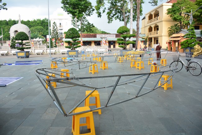 Preparing for the Vesak Great Ceremony of Buddha's Birthday 2022 (part 1)