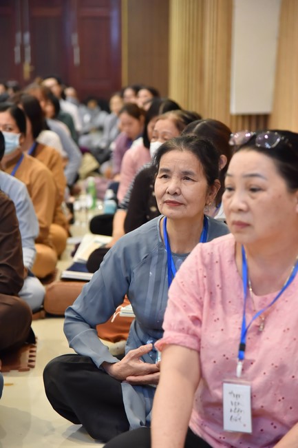 Khóa thiền “Có Mặt Cho Nhau” – Thầy Pháp Nhật