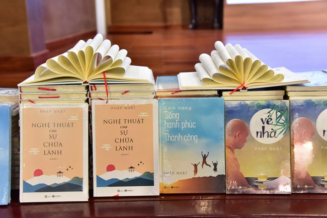 Khóa thiền “Có Mặt Cho Nhau” – Thầy Pháp Nhật