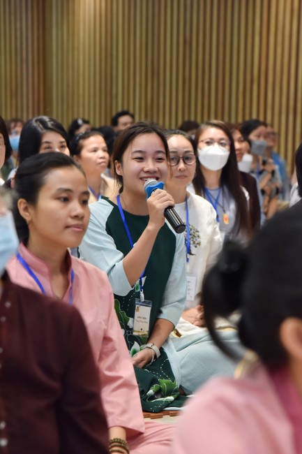 Khóa thiền “Có Mặt Cho Nhau” – Thầy Pháp Nhật