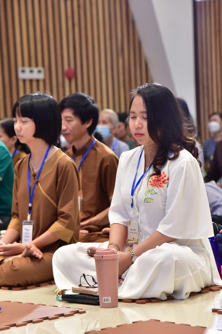 Khóa thiền “Có Mặt Cho Nhau” – Thầy Pháp Nhật