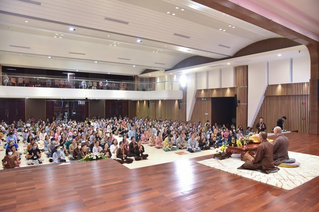 Khóa thiền “Có Mặt Cho Nhau” – Thầy Pháp Nhật