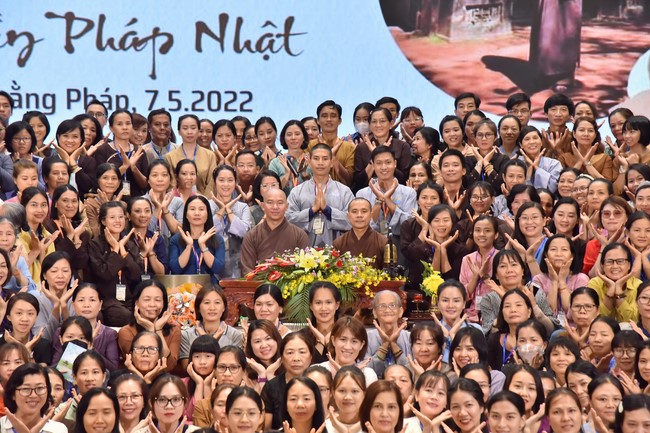 Khóa thiền “Có Mặt Cho Nhau” – Thầy Pháp Nhật