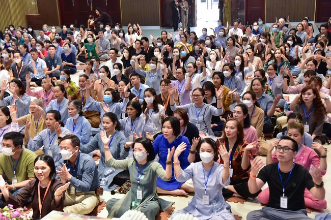 Khóa thiền “Có Mặt Cho Nhau” – Thầy Pháp Nhật