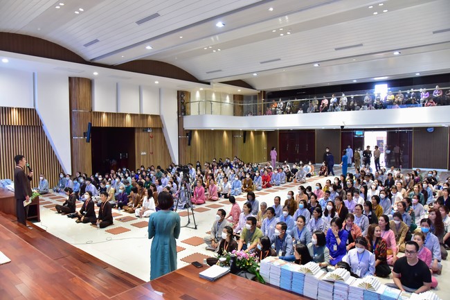 Khóa thiền “Có Mặt Cho Nhau” – Thầy Pháp Nhật