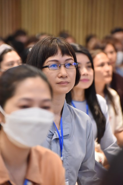 Khóa thiền “Có Mặt Cho Nhau” – Thầy Pháp Nhật