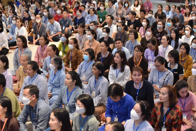 Khóa thiền “Có Mặt Cho Nhau” – Thầy Pháp Nhật