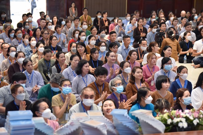 Khóa thiền “Có Mặt Cho Nhau” – Thầy Pháp Nhật