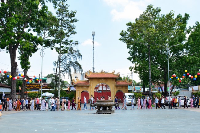 Khóa thiền “Có Mặt Cho Nhau” – Thầy Pháp Nhật