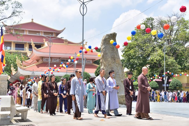 Khóa thiền “Có Mặt Cho Nhau” – Thầy Pháp Nhật