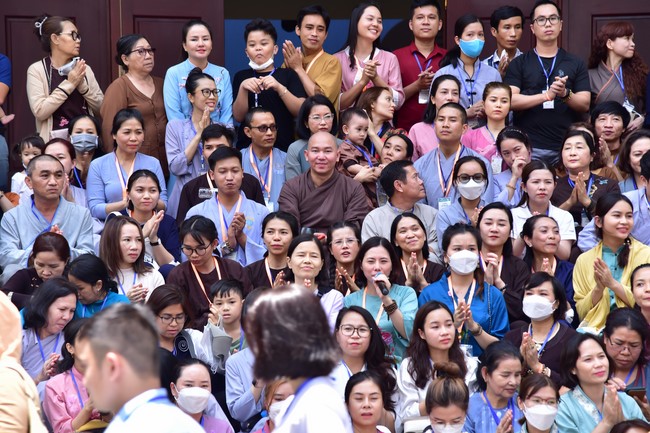 Khóa thiền “Có Mặt Cho Nhau” – Thầy Pháp Nhật