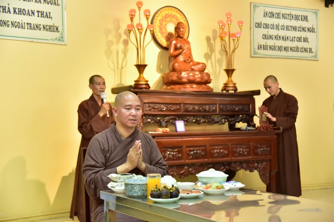 Khóa thiền “Có Mặt Cho Nhau” – Thầy Pháp Nhật