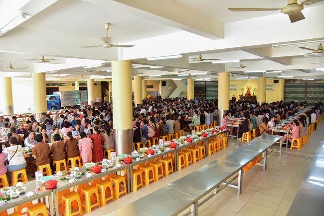 Khóa thiền “Có Mặt Cho Nhau” – Thầy Pháp Nhật