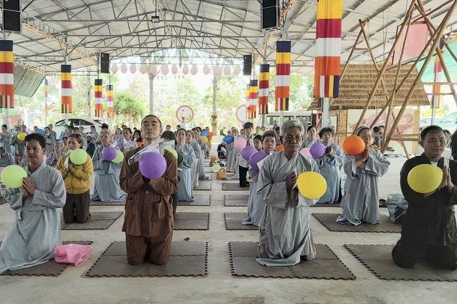 The Buddha's Great Birthday Ceremony at  Cambodia Hoang Phap Pagoda