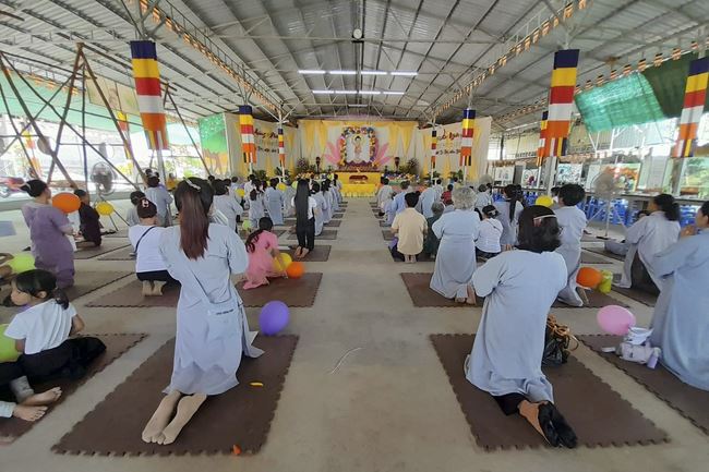 The Buddha's Great Birthday Ceremony at  Cambodia Hoang Phap Pagoda