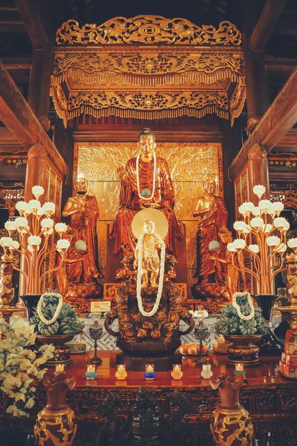 Buddha bathing ceremony - Opening of the Buddha's Birthday week at Hoa Phuc Pagoda