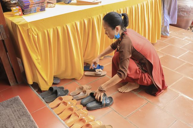 Buddha bathing ceremony - Opening of the Buddha's Birthday week at Hoa Phuc Pagoda
