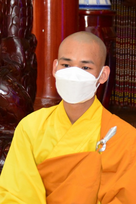 Parade of carriages decorated with flowers of Wisdom Nurturing class to welcome the Buddha's Birthday.
